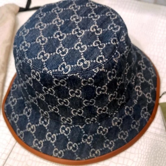 💋Gucci Bucket Hat Blue Denim Beige GG Monogram Logo Leather Trim Size Large*NEW - Picture 2 of 10